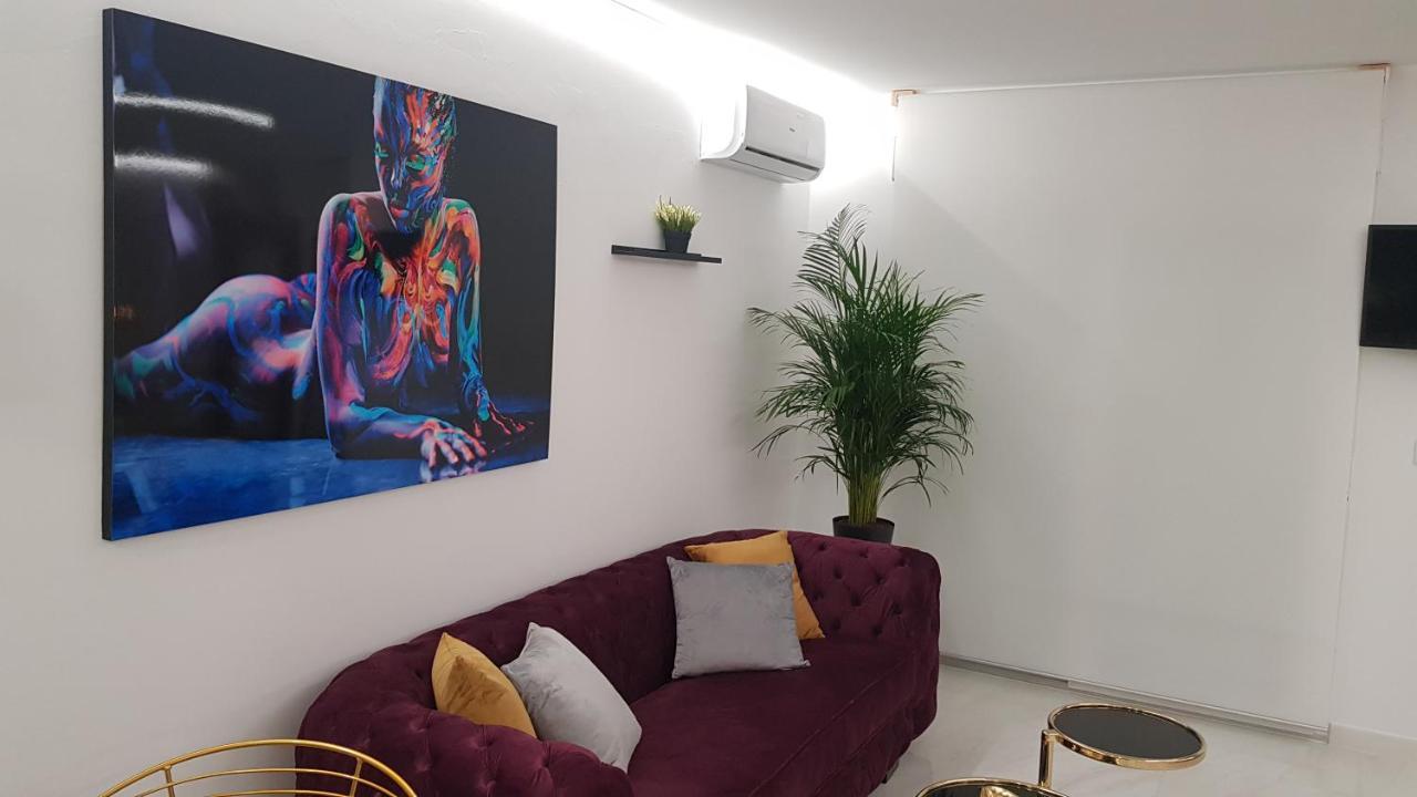 Apartamento Pepi Puerto (Adults Only) Santa Pola Ngoại thất bức ảnh