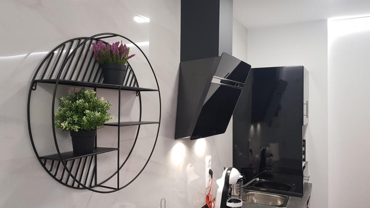 Apartamento Pepi Puerto (Adults Only) Santa Pola Ngoại thất bức ảnh