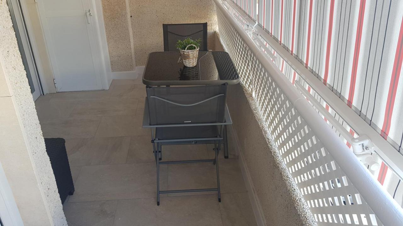 Apartamento Pepi Puerto (Adults Only) Santa Pola Ngoại thất bức ảnh