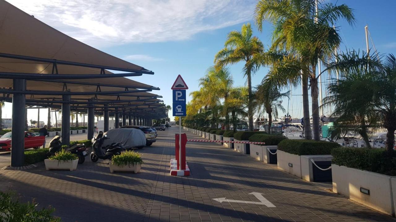 Apartamento Pepi Puerto (Adults Only) Santa Pola Ngoại thất bức ảnh