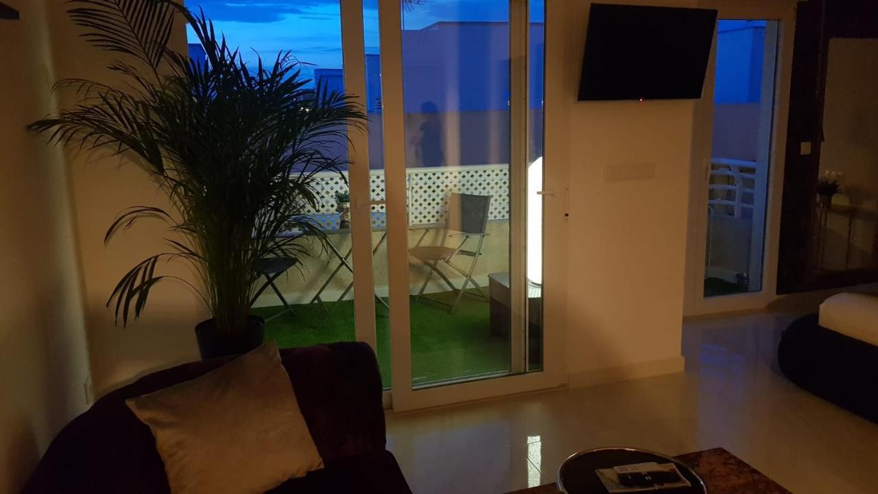 Apartamento Pepi Puerto (Adults Only) Santa Pola Ngoại thất bức ảnh